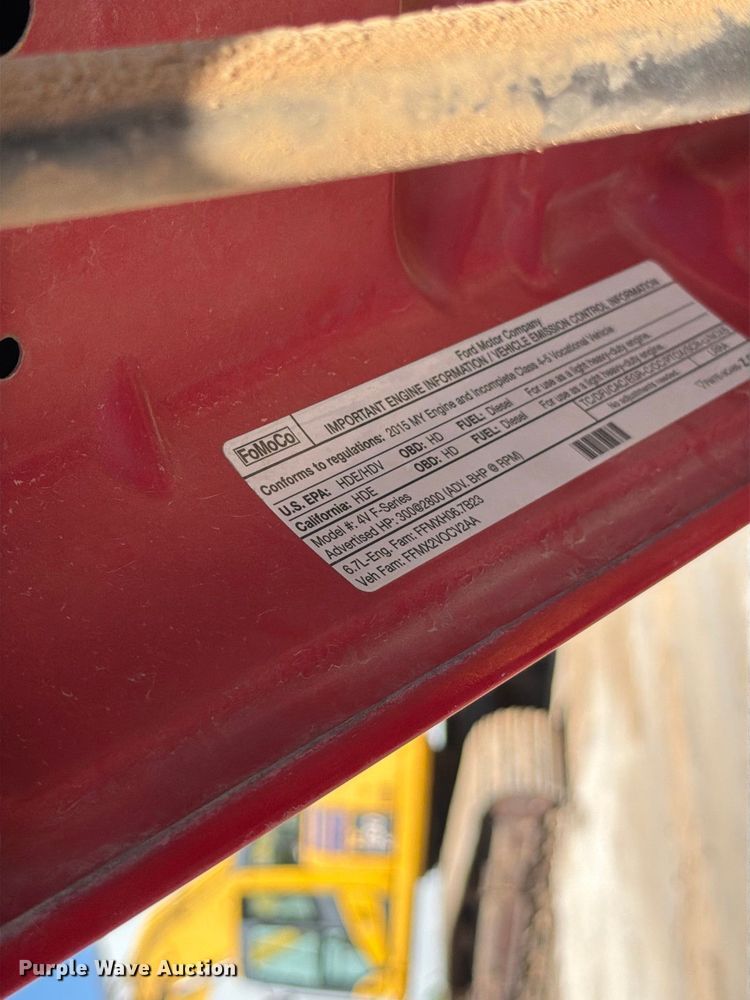 image for item FT6475 2015 Ford F450 Super Duty XL flatbed truck