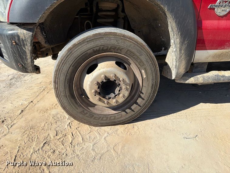 image for item FT6475 2015 Ford F450 Super Duty XL flatbed truck