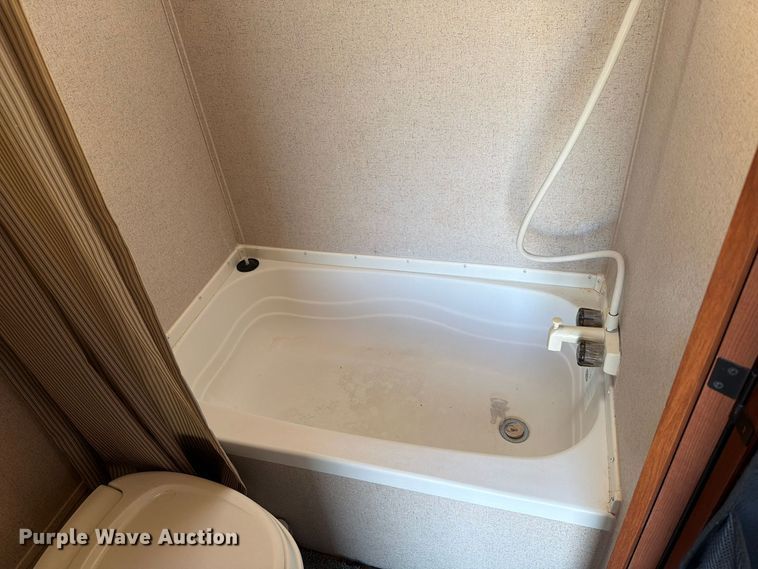 image for item FT6494 2015 Jayco Jay Flight SLX camper