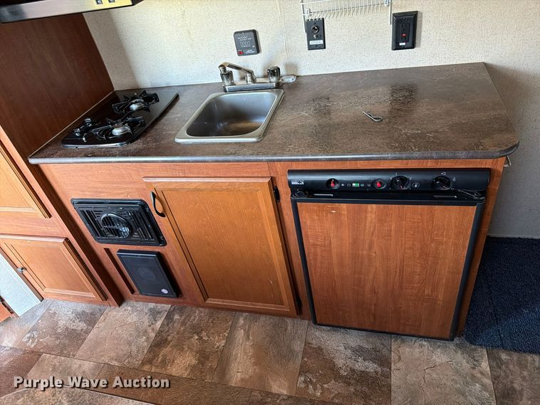 image for item FT6494 2015 Jayco Jay Flight SLX camper