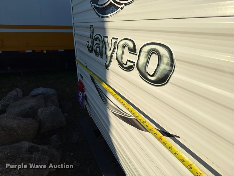image for item FT6494 2015 Jayco Jay Flight SLX camper