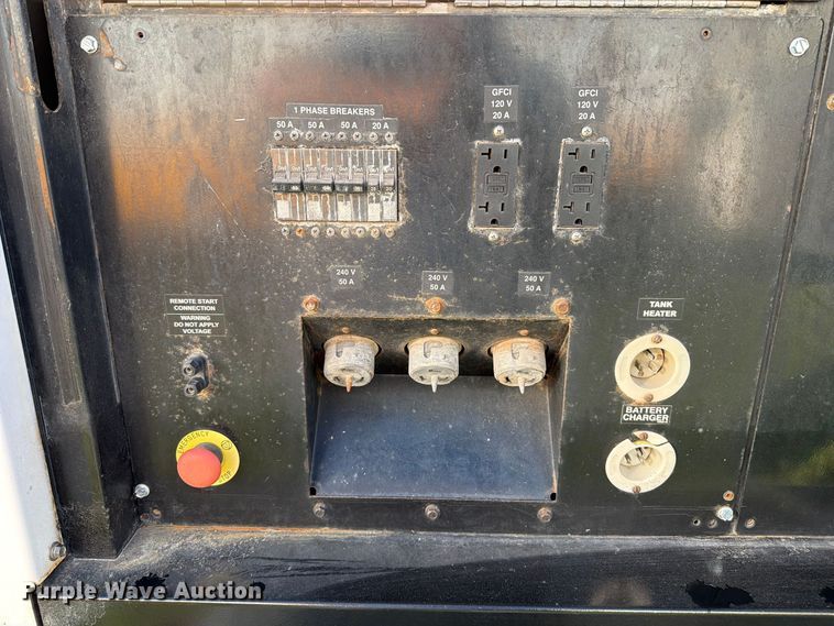 image for item FT6496 2014 Cummins C300D6R-1400800 generator