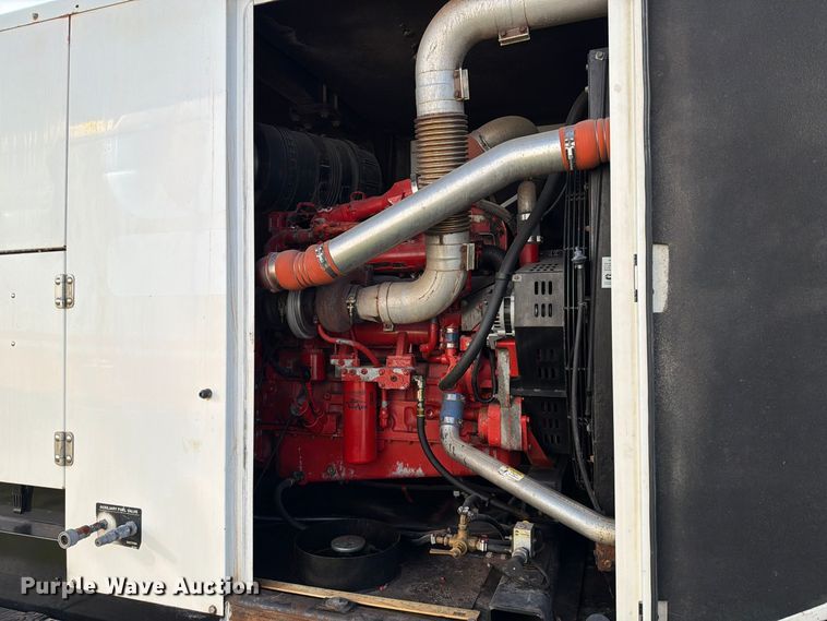 image for item FT6496 2014 Cummins C300D6R-1400800 generator
