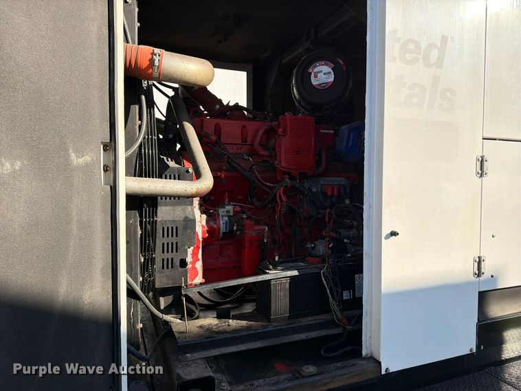 image for item FT6496 2014 Cummins C300D6R-1400800 generator