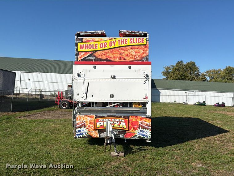 image for item FT6498 2007 Uni-Glide Deluxe Food food trailer