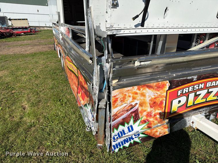 image for item FT6498 2007 Uni-Glide Deluxe Food food trailer