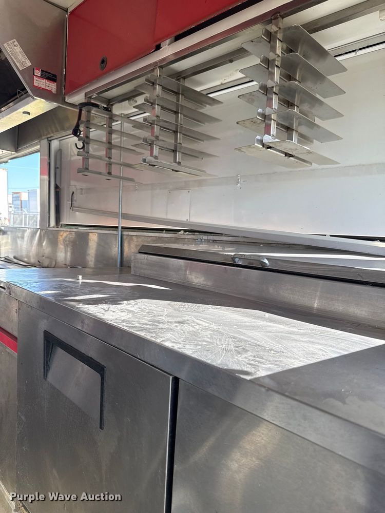 image for item FT6498 2007 Uni-Glide Deluxe Food food trailer