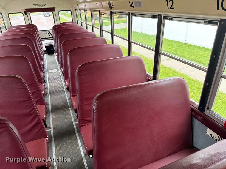 image for item FT6738 2010 IC PB105 school bus
