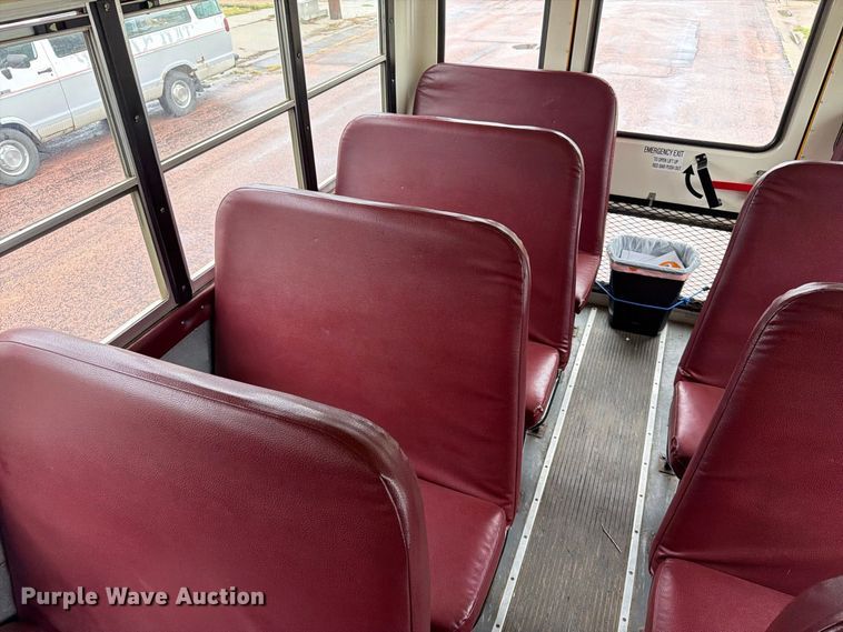 image for item FT6738 2010 IC PB105 school bus