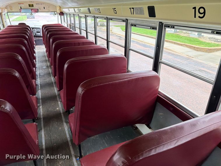 image for item FT6738 2010 IC PB105 school bus