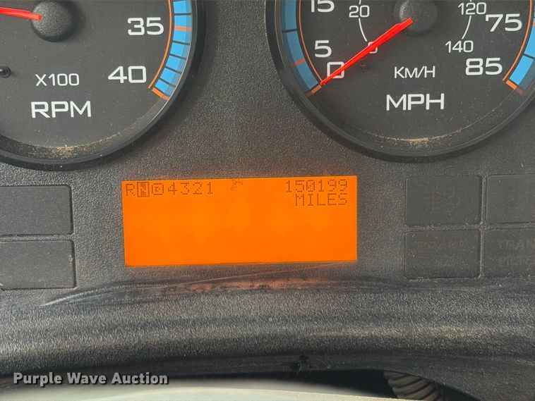 image for item FT6738 2010 IC PB105 school bus