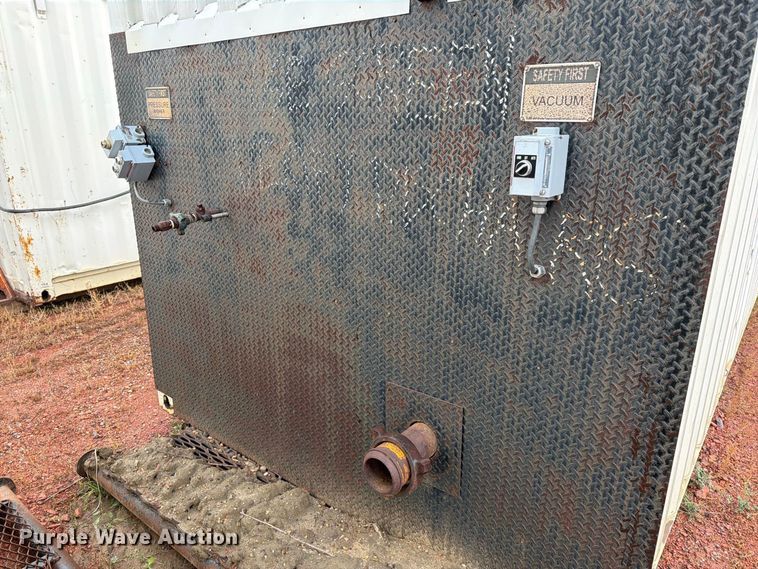 image for item FT6900 (2) vacuum systems