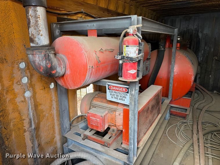 image for item FT6900 (2) vacuum systems