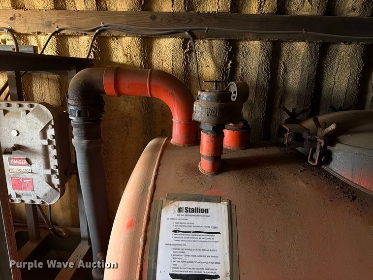 image for item FT6900 (2) vacuum systems