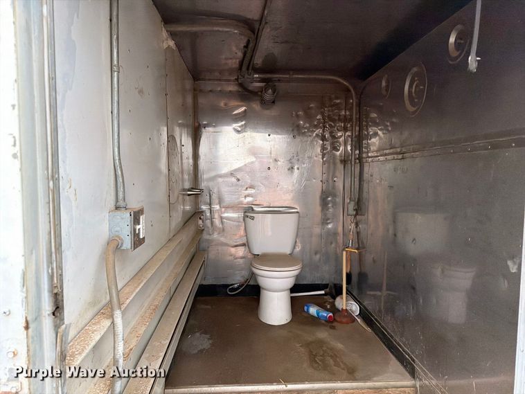image for item FT6902 (2) waste water containers