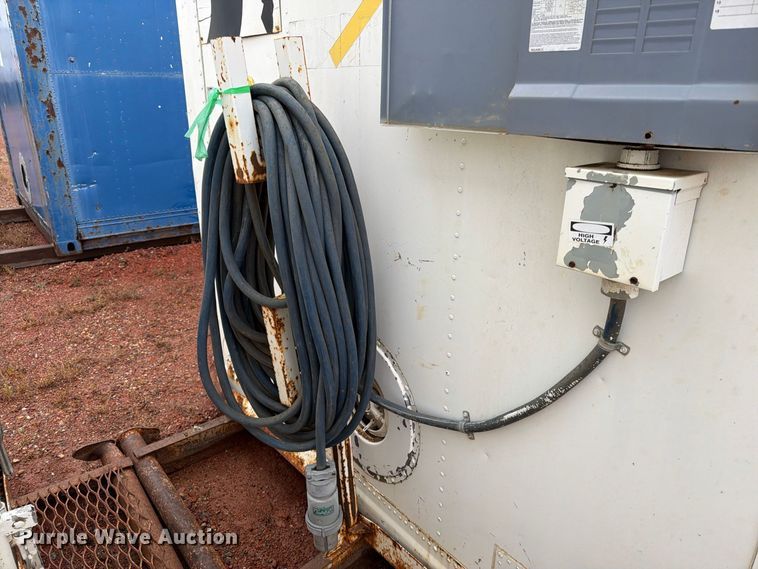 image for item FT6905 (2) waste water container