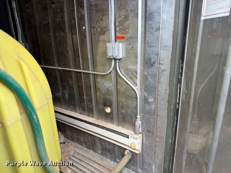 image for item FT6905 (2) waste water container