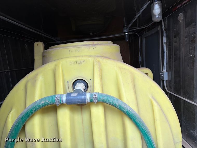 image for item FT6905 (2) waste water container