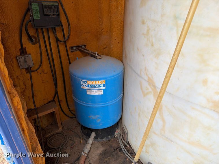 image for item FT6906 (2) waste water container