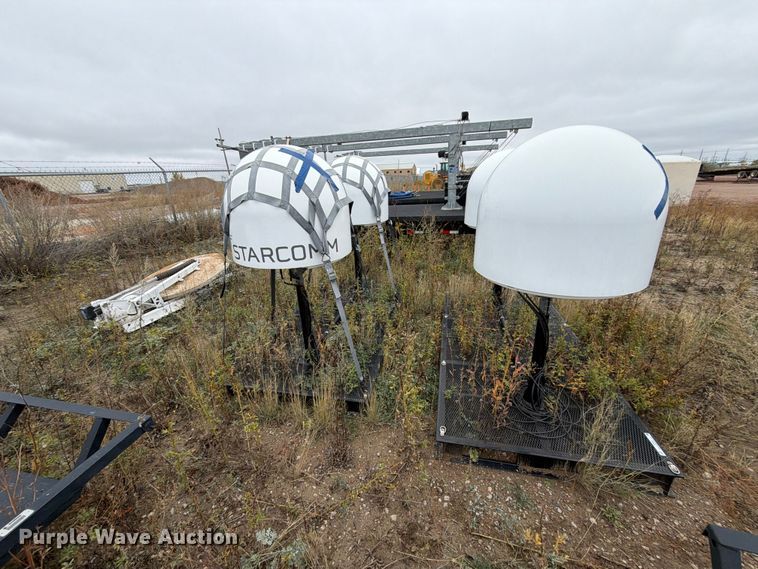 image for item FT6921 (3) communication antennas
