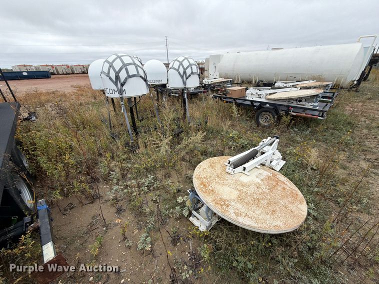 image for item FT6921 (3) communication antennas