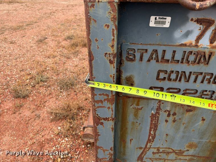 image for item FT6925 Roll-off container