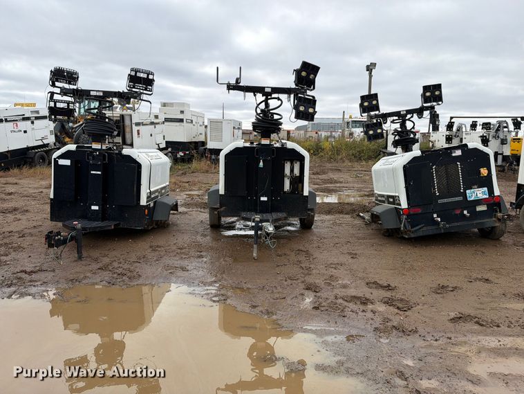 image for item FT6929 (3) Allmand Maxi-Lite II light towers