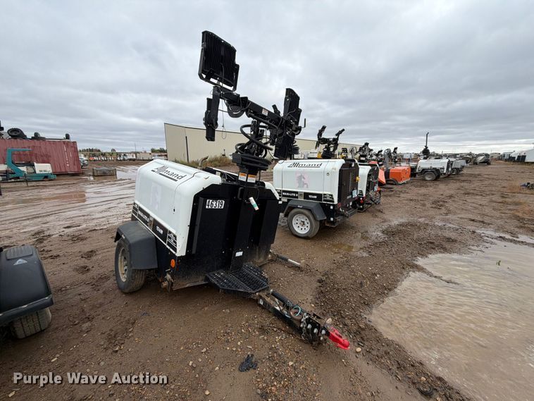 image for item FT6929 (3) Allmand Maxi-Lite II light towers