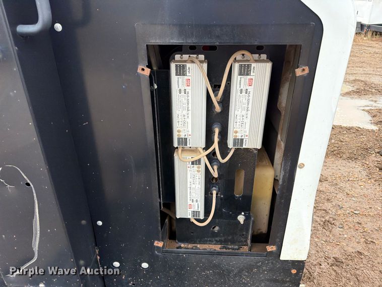 image for item FT6929 (3) Allmand Maxi-Lite II light towers