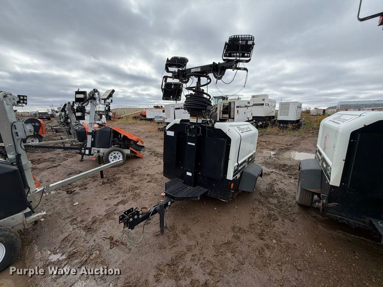 image for item FT6929 (3) Allmand Maxi-Lite II light towers