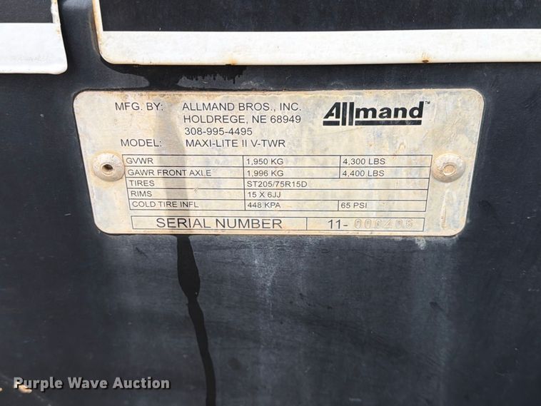 image for item FT6929 (3) Allmand Maxi-Lite II light towers