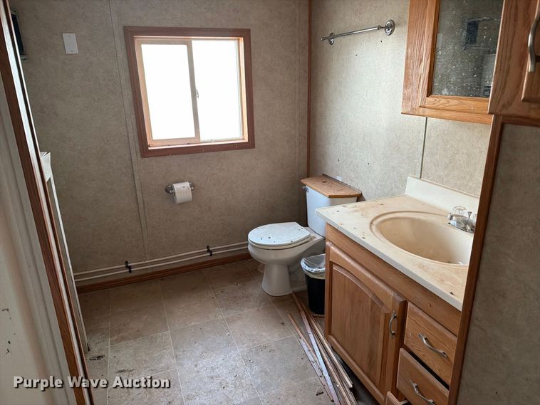 image for item FT6931 2005 Teton Homes skid mounted living quarters
