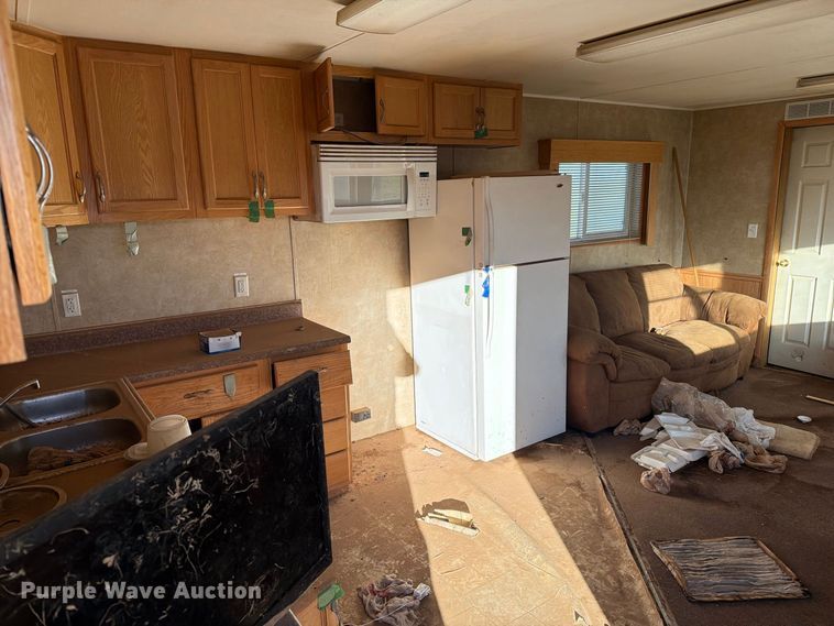 image for item FT6934 2010 Teton Buildings skid mounted living quarters
