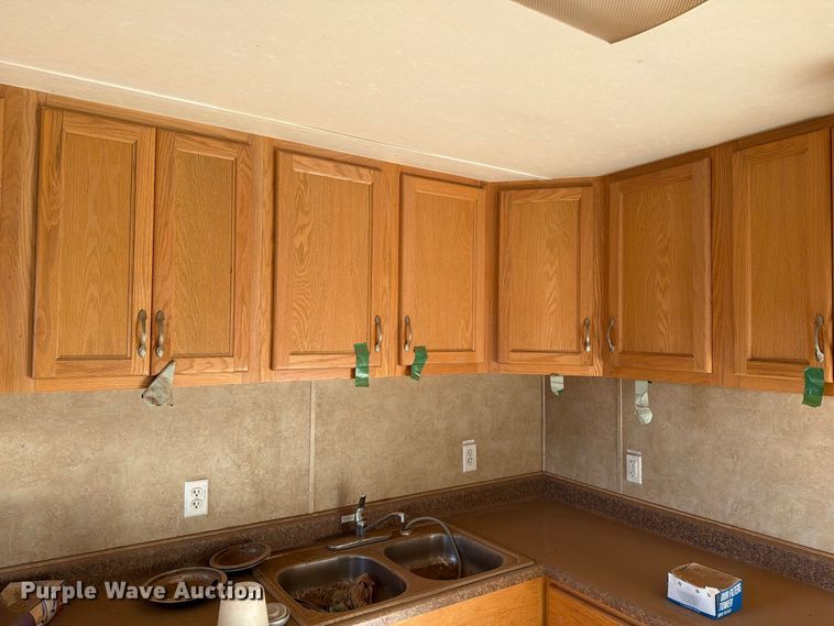 image for item FT6934 2010 Teton Buildings skid mounted living quarters
