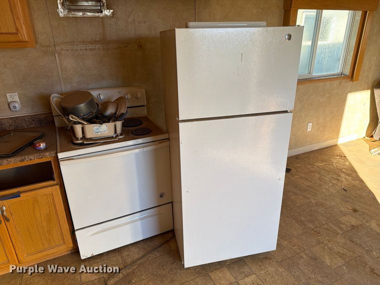 image for item FT6935 2011 Teton Buildings skid mounted office