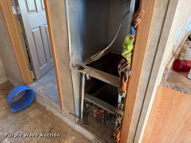 image for item FT6935 2011 Teton Buildings skid mounted office