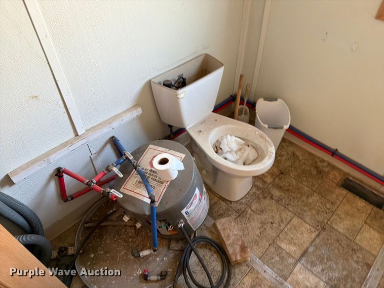 image for item FT6935 2011 Teton Buildings skid mounted office