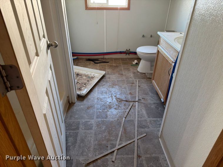image for item FT6936 2010 Teton Buildings skid mounted living quarters