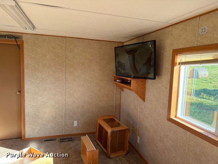 image for item FT6937 2004 Teton Homes skid mounted living quarters