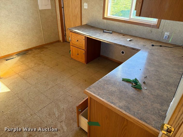 image for item FT6937 2004 Teton Homes skid mounted living quarters