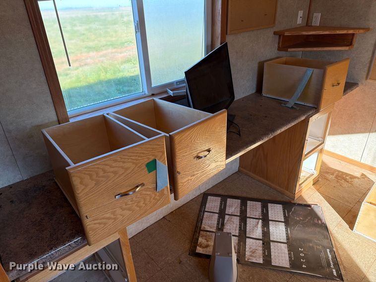image for item FT6937 2004 Teton Homes skid mounted living quarters