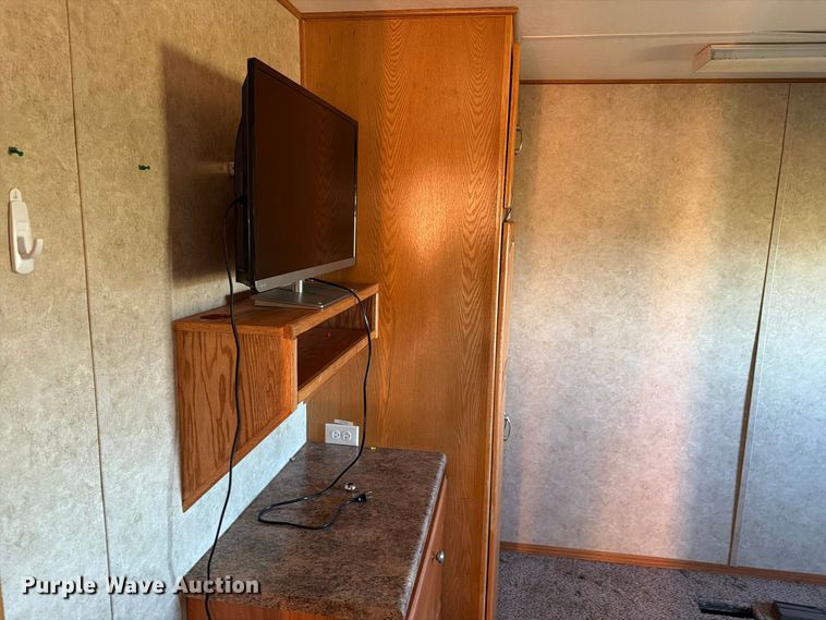 image for item FT6937 2004 Teton Homes skid mounted living quarters