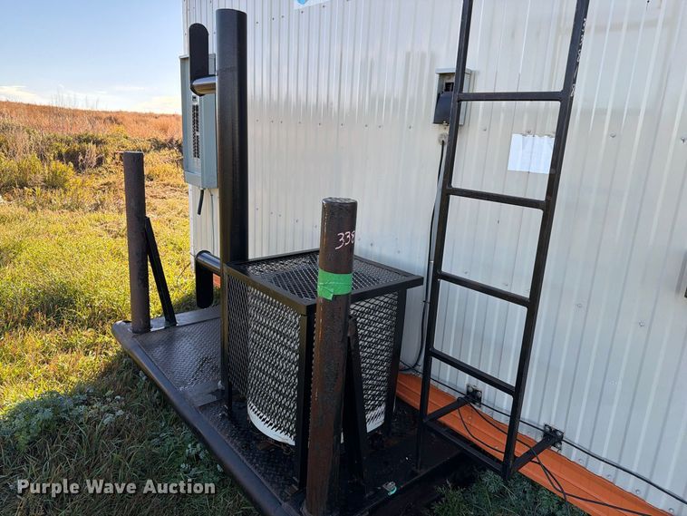 image for item FT6938 2011 Teton Buildings skid mounted living quarters