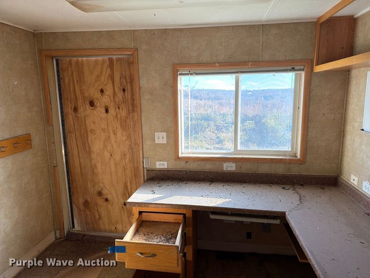 image for item FT6938 2011 Teton Buildings skid mounted living quarters