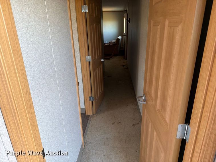 image for item FT6939 Builders Choice skid mounted living quarters