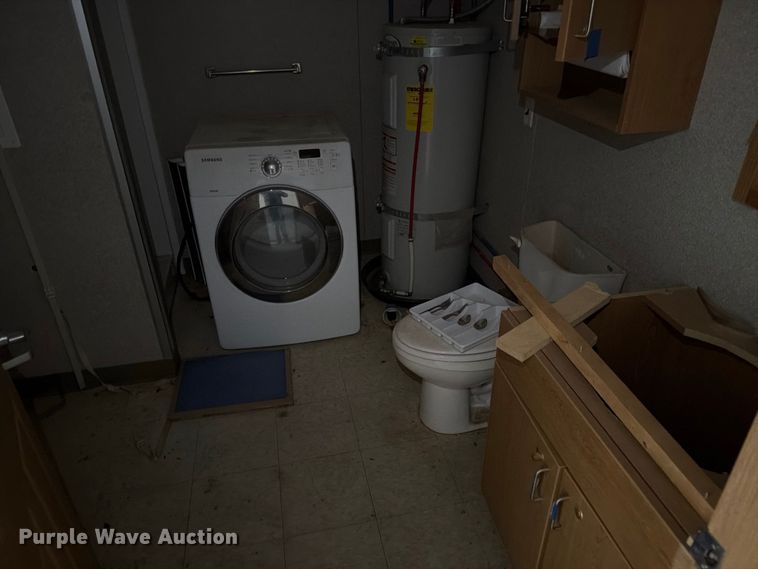 image for item FT6939 Builders Choice skid mounted living quarters