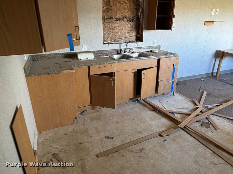 image for item FT6939 Builders Choice skid mounted living quarters
