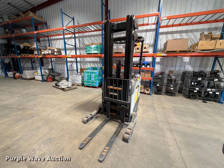 image for item FT6940 2019 Crown RR5715-35 order picker