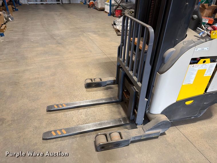 image for item FT6940 2019 Crown RR5715-35 order picker