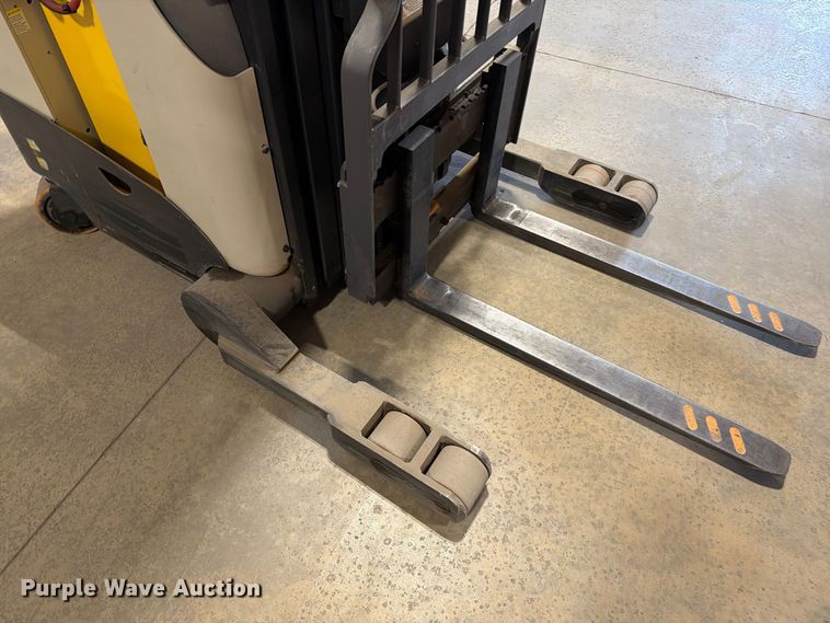 image for item FT6940 2019 Crown RR5715-35 order picker